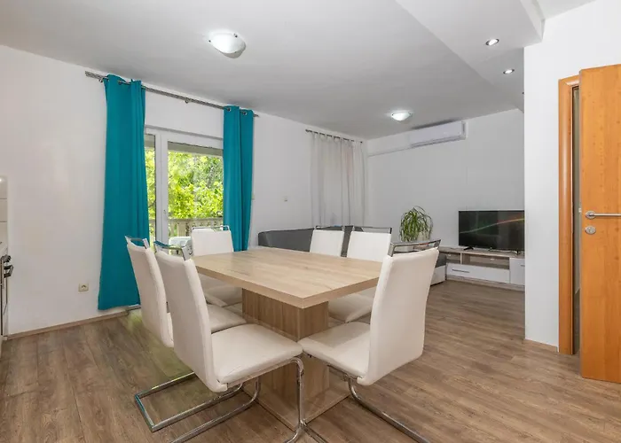 Apartamento Lovely In With Wifi *