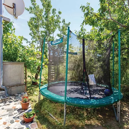 公寓 Lovely In With Wifi 洛帕